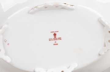 Extensive Set of Royal Crown Darby Porcelain Imari Part Dinner Service