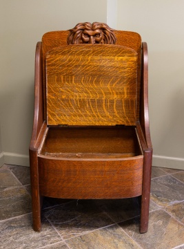 Oak Lift Top Hall Seat with Carved Mask