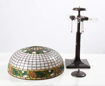 Bigelow, Kennard & Co. Pine Cone Border Leaded Glass Table Lamp