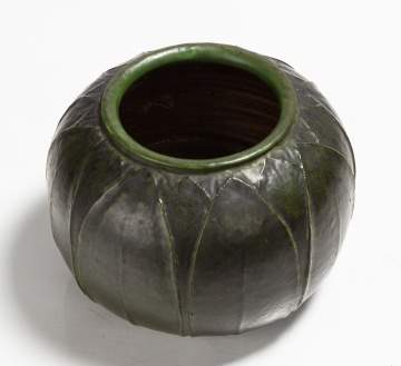 Grueby Faience Company Squat Vase with Leaves & Buds