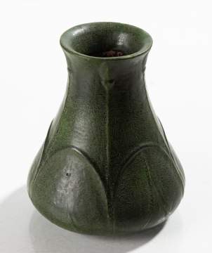 Grueby Pottery Squat Leaf-Tooled Matte Green Glazed Earthenware Vase