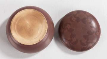 Frederick E. Walrath, Walrath Pottery Foliate-Decorated Covered Box