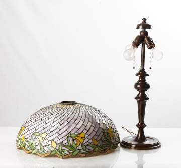 Wilkinson Arts and Crafts Leaded Glass 'Swirling Daffodil'  Table Lamp