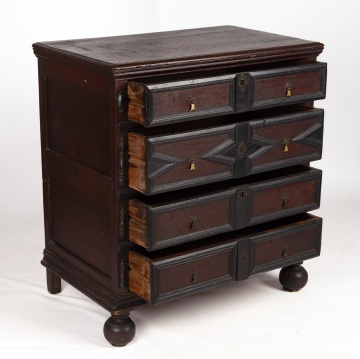 William and Mary Joined Oak and Pine Chest of Drawers, Boston Area, 1690-1710