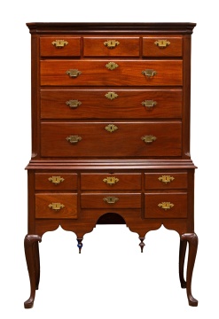 New York Queen Anne Mahogany Flat-Top Highboy, Attributed to Robert Carter
