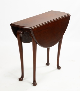 Diminutive Queen Anne Mahogany Drop-Leaf Table