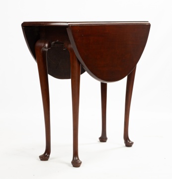 Diminutive Queen Anne Mahogany Drop-Leaf Table