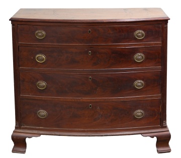Chippendale Mahogany Bow-Front Chest of Drawers, Philadelphia, Early 19th Century