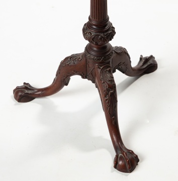 19th Century Chippendale Carved Mahogany Piecrust Tilt-Top Candlestand