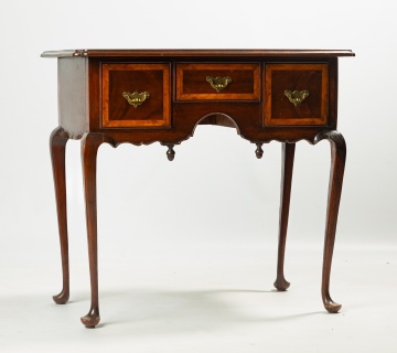 Queen Anne Style Mahogany and Satinwood-Banded Dressing Table