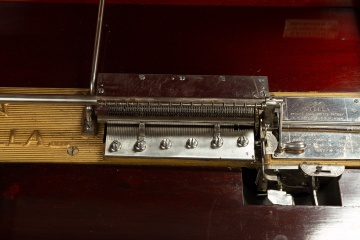 Mermod Freres Stella Mahogany Disc Music Box