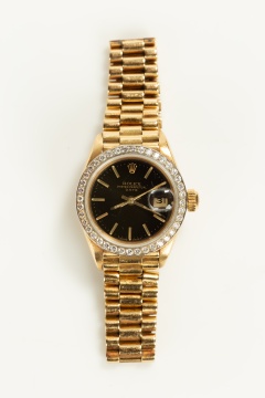 Rolex Lady's 18K Gold Oyster Perpetual Date Wristwatch with Diamond Bezel
