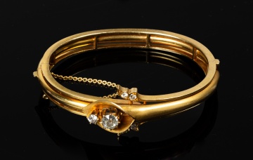 German Jugendstil 14K Gold and Diamond Hinged Bangle