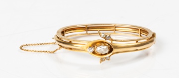 German Jugendstil 14K Gold and Diamond Hinged Bangle