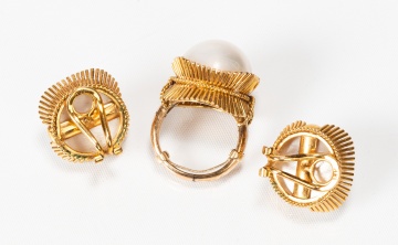14K Gold and Mabe Pearl Ring and Earclips