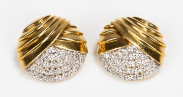 Jose Hess, Pair of 18K Gold and Diamond Earclips