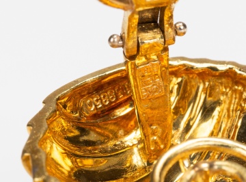 Jose Hess, Pair of 18K Gold and Diamond Earclips