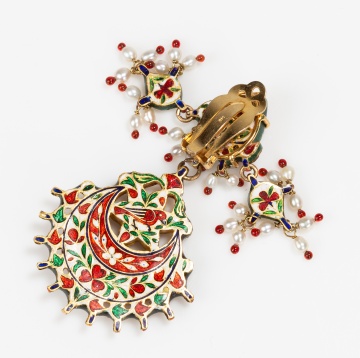 Indian Rajasthan Gem-Set, Enamel and Pearl Chandbali Earring
