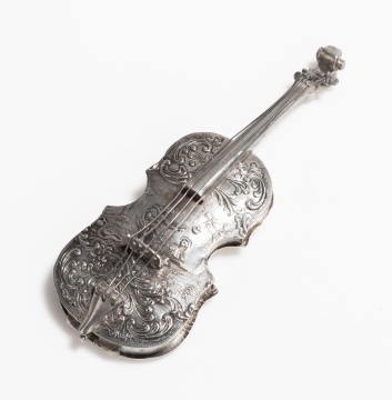 Continental Silver Violin-Form Snuff Box