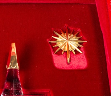 Steuben Crystal "Christmas Tree" with 18K Gold Star