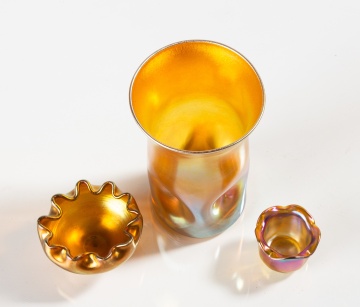 Kew Blas Dimpled Vase and Two Quezal Iridescent Glass Cabinet Pieces
