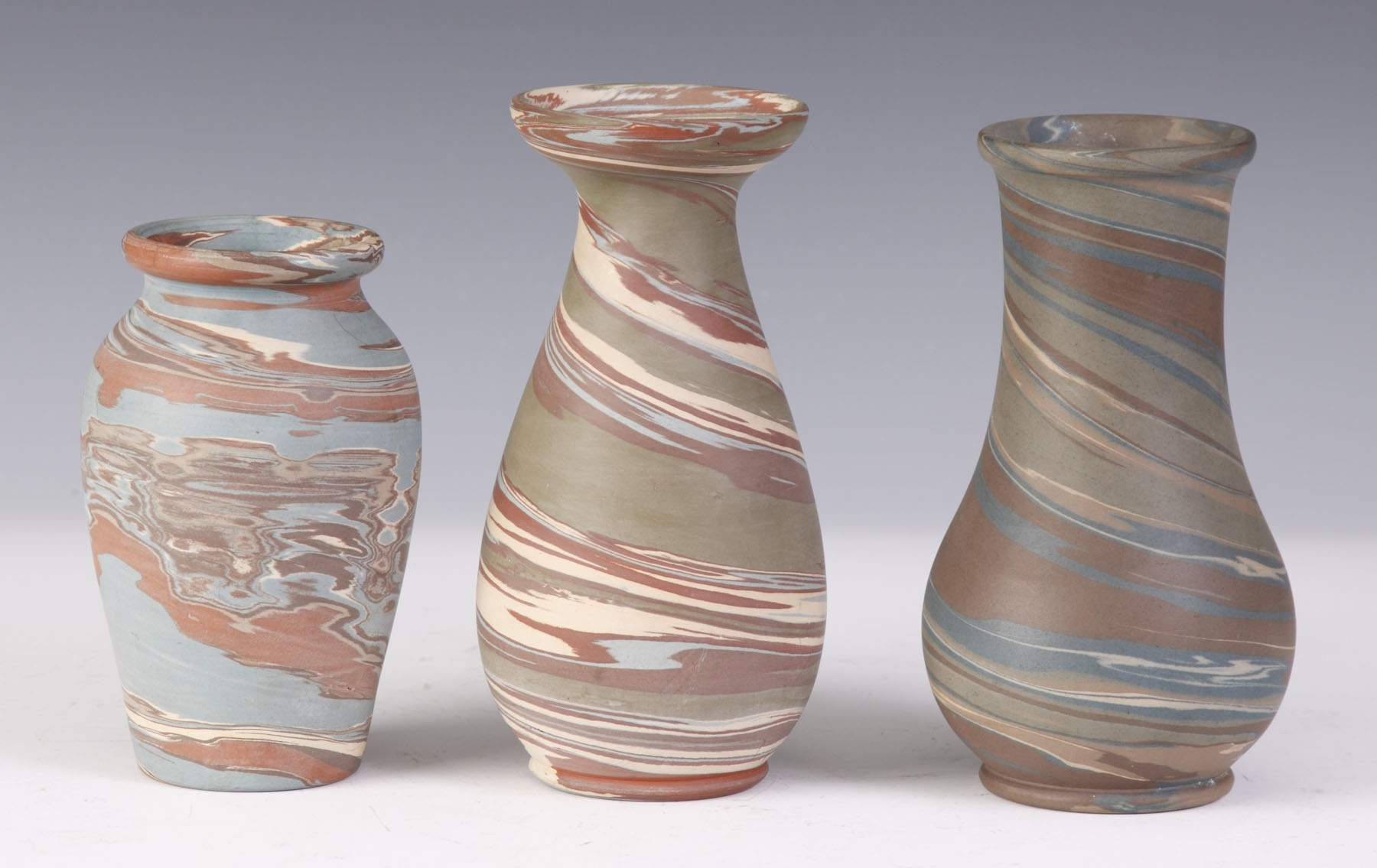 3 pcs. Niloak Pottery Cottone Auctions