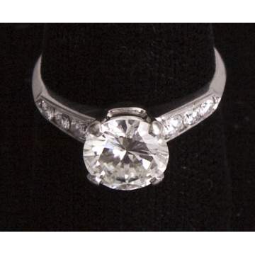 Ladies Diamond Engagement Ring