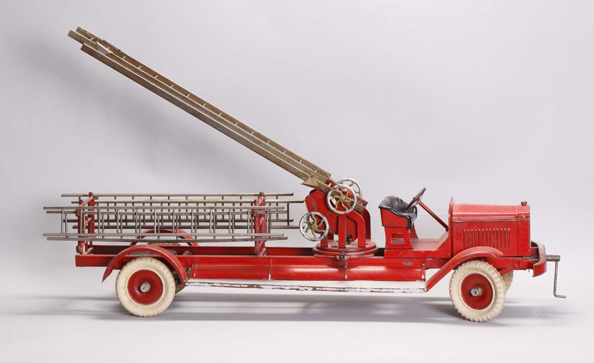 Kingsbury Toys Pressed Steel Fire Ladder Truck Cottone Auctions