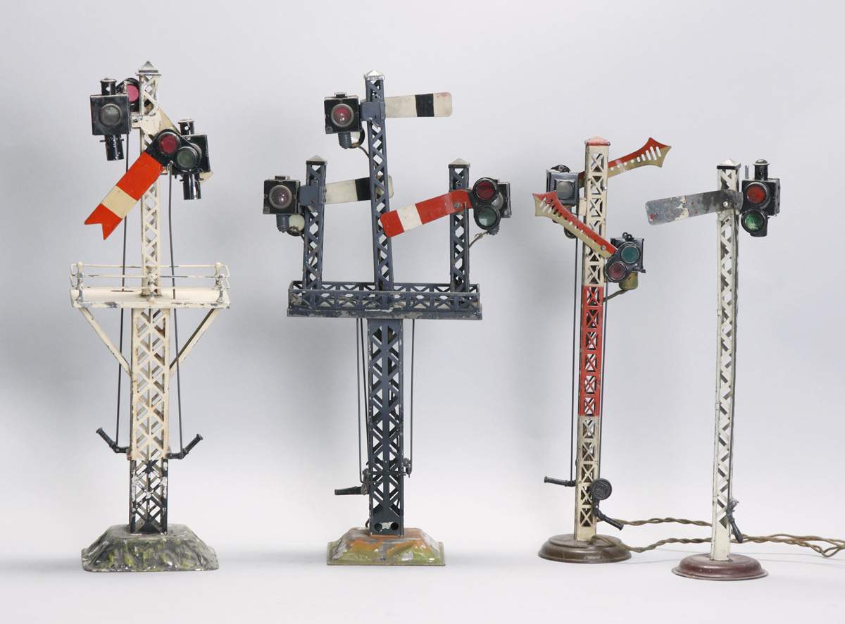 Hand Painted Toy Train Signals Cottone Auctions