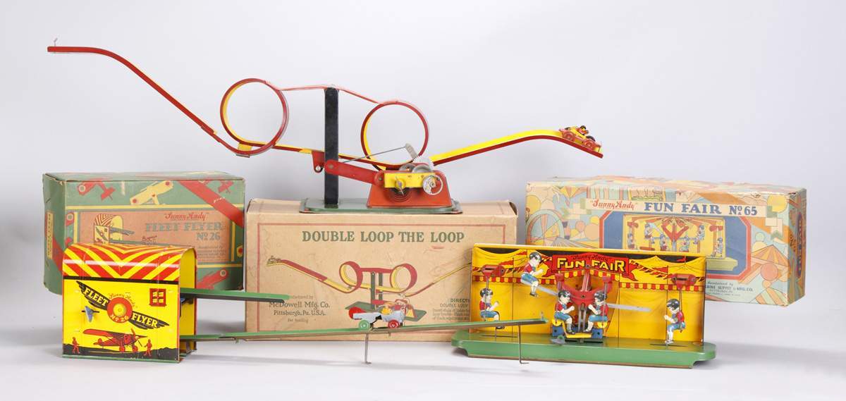 Pittsburgh, PA, Tin WindUp Toys Cottone Auctions