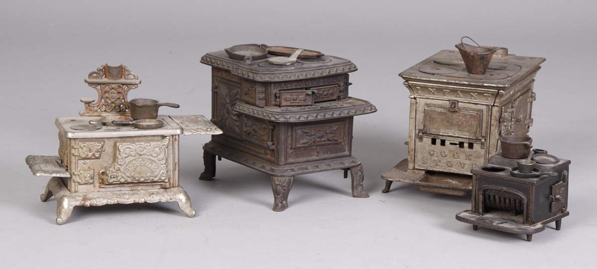 Cast Iron Miniature Stoves Cottone Auctions