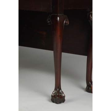 18th Cent. Chippendale Drop Leaf Table w/Claw & Ball Feet