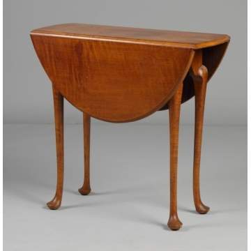 Tiger Maple Queen Anne Style Drop Leaf Table	