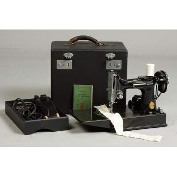 Singer Feather light Sewing Machine