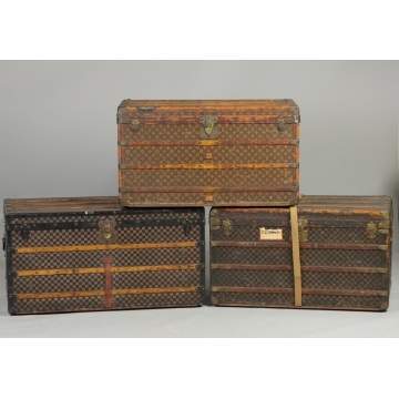 Past auction: Small Louis Vuitton steamer trunk 1940s