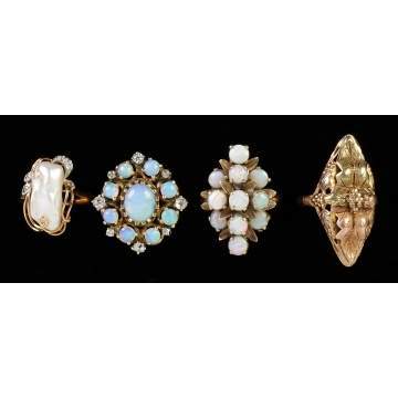 Four Vintage Gold Rings