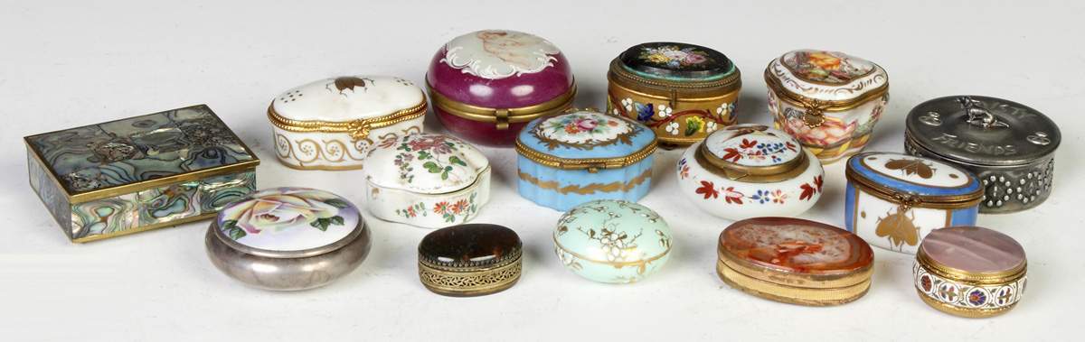 Enameled & Porcelain Boxes | Cottone Auctions