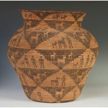 Apache Olla with Figures & Horses