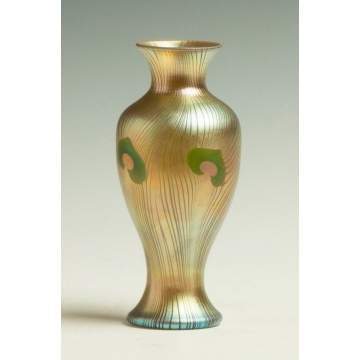 Fine Steuben Aurene Decorated Vase