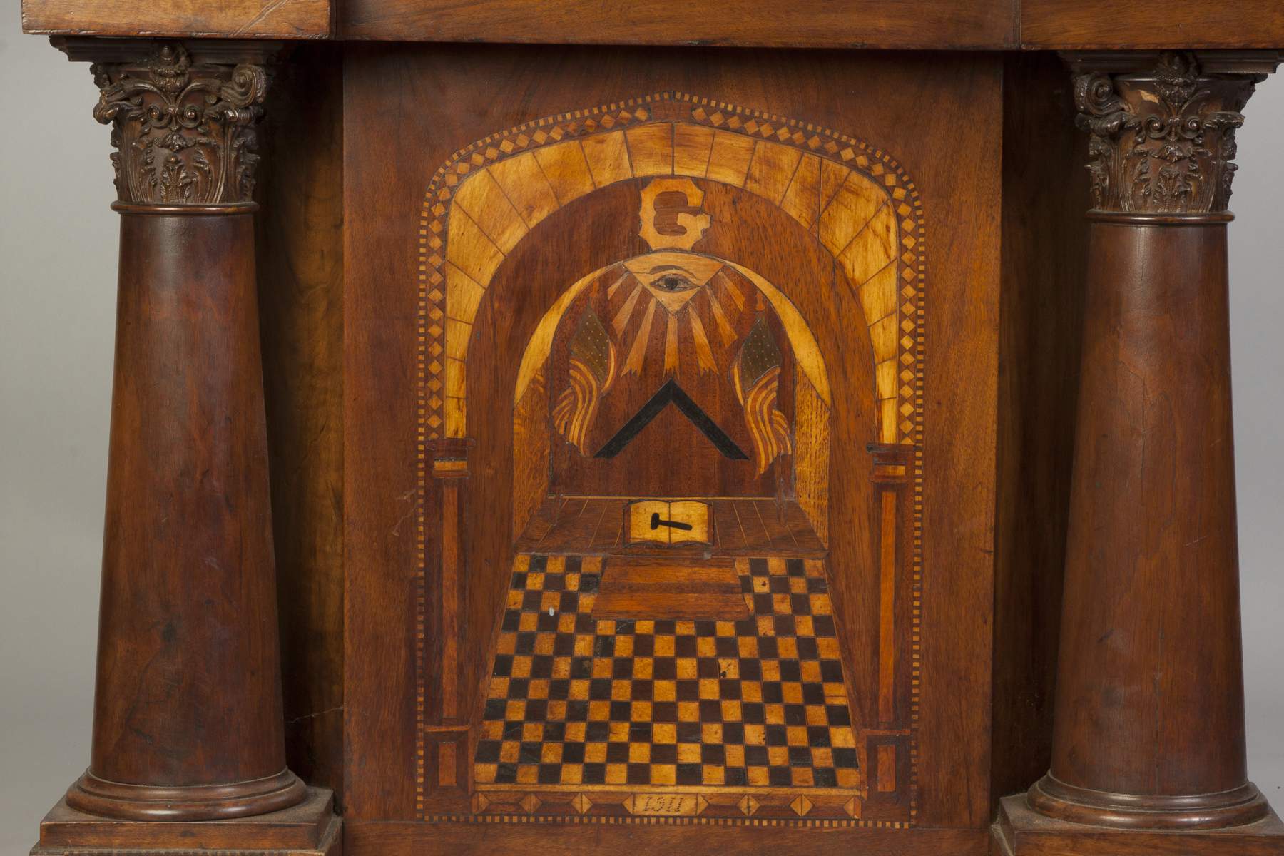 Masonic Center Table Cottone Auctions