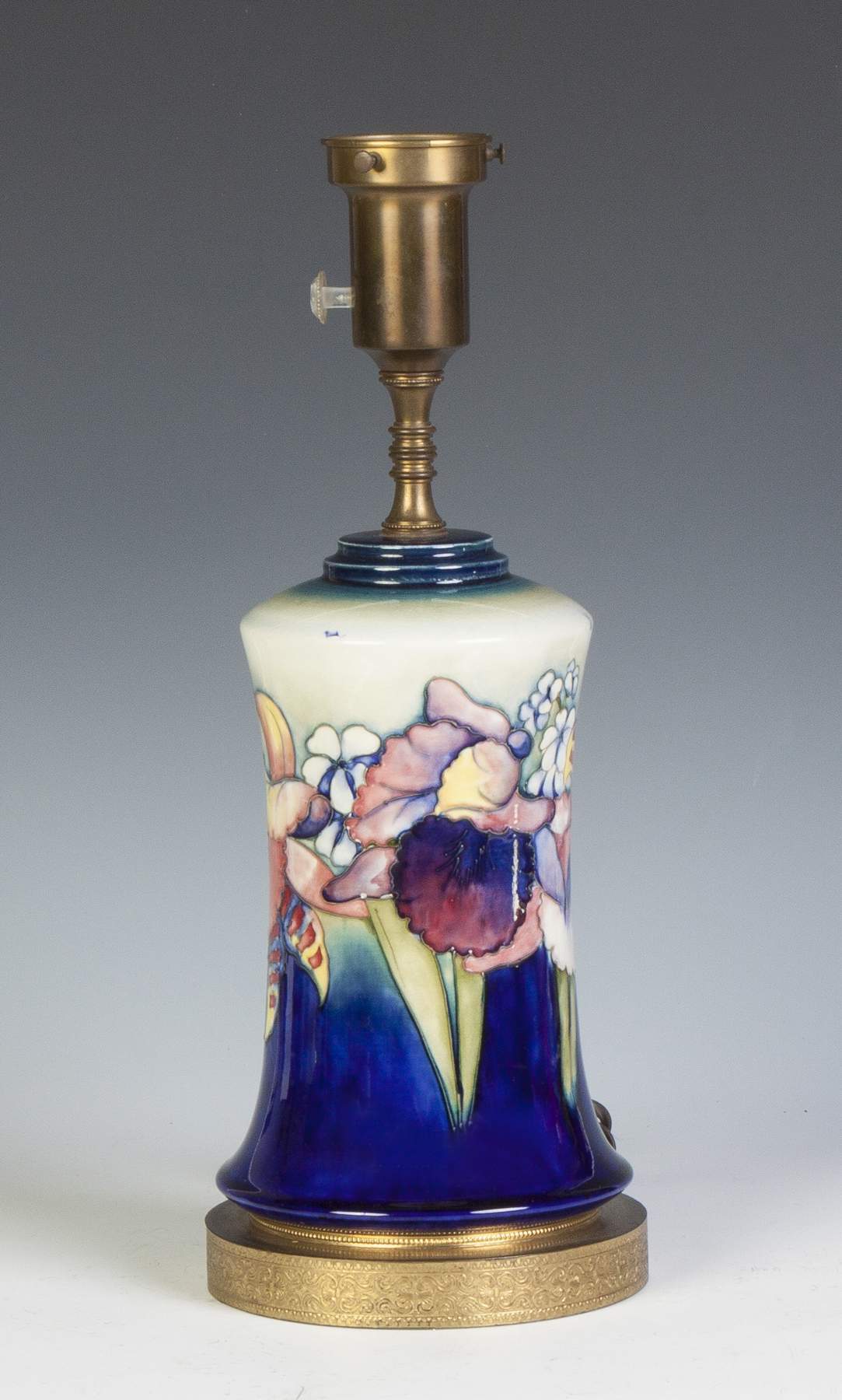 Moorcroft Lamp Base Cottone Auctions
