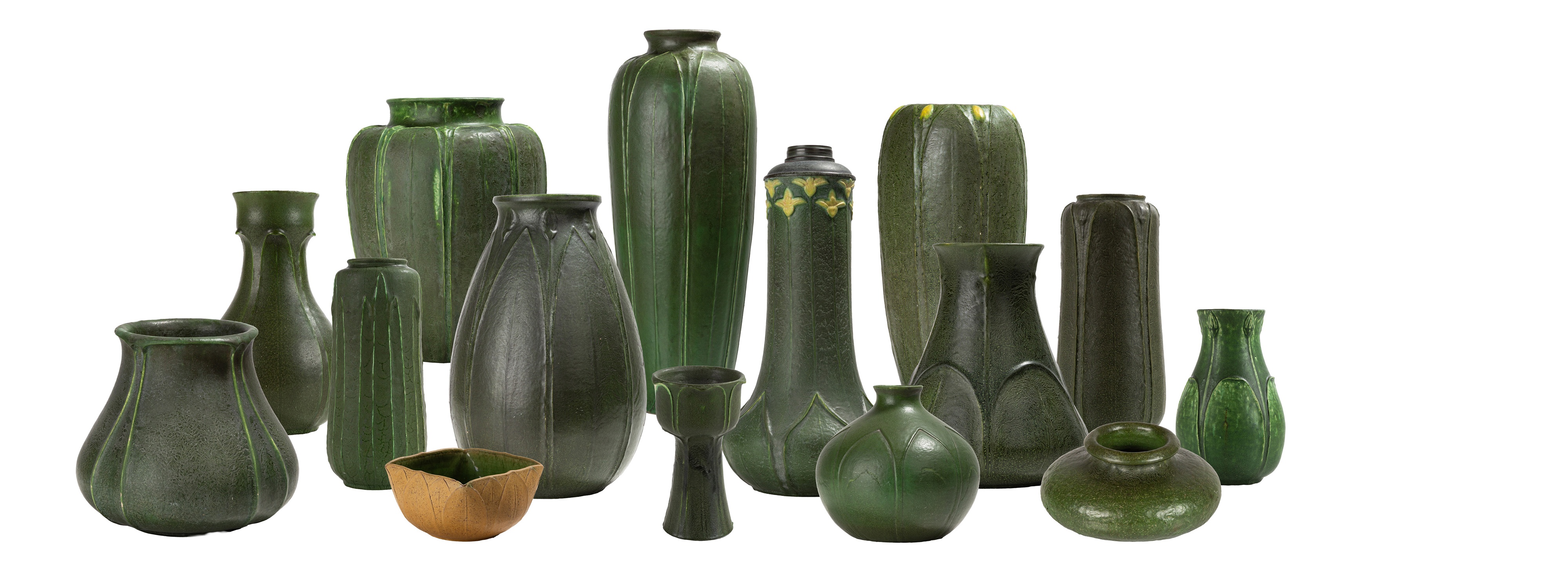 30 Lots of Grueby Pottery
